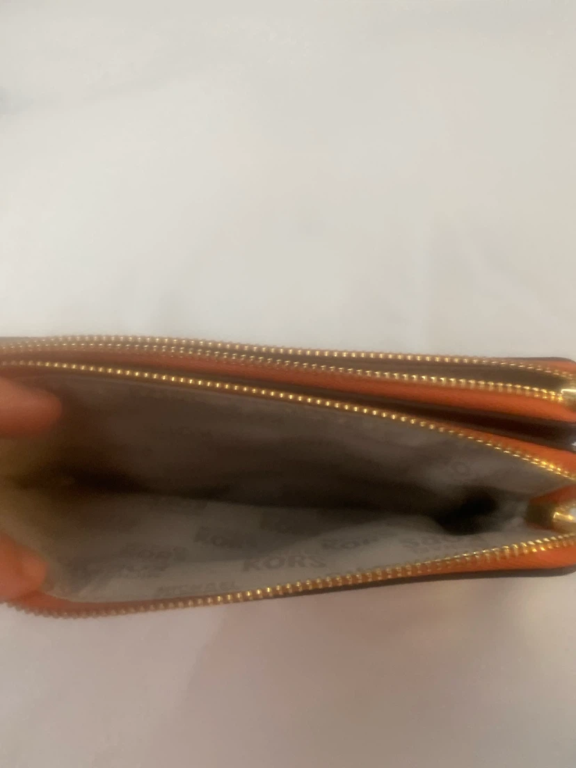 Michael Kors Orange Wristlet Pouch - photo 4