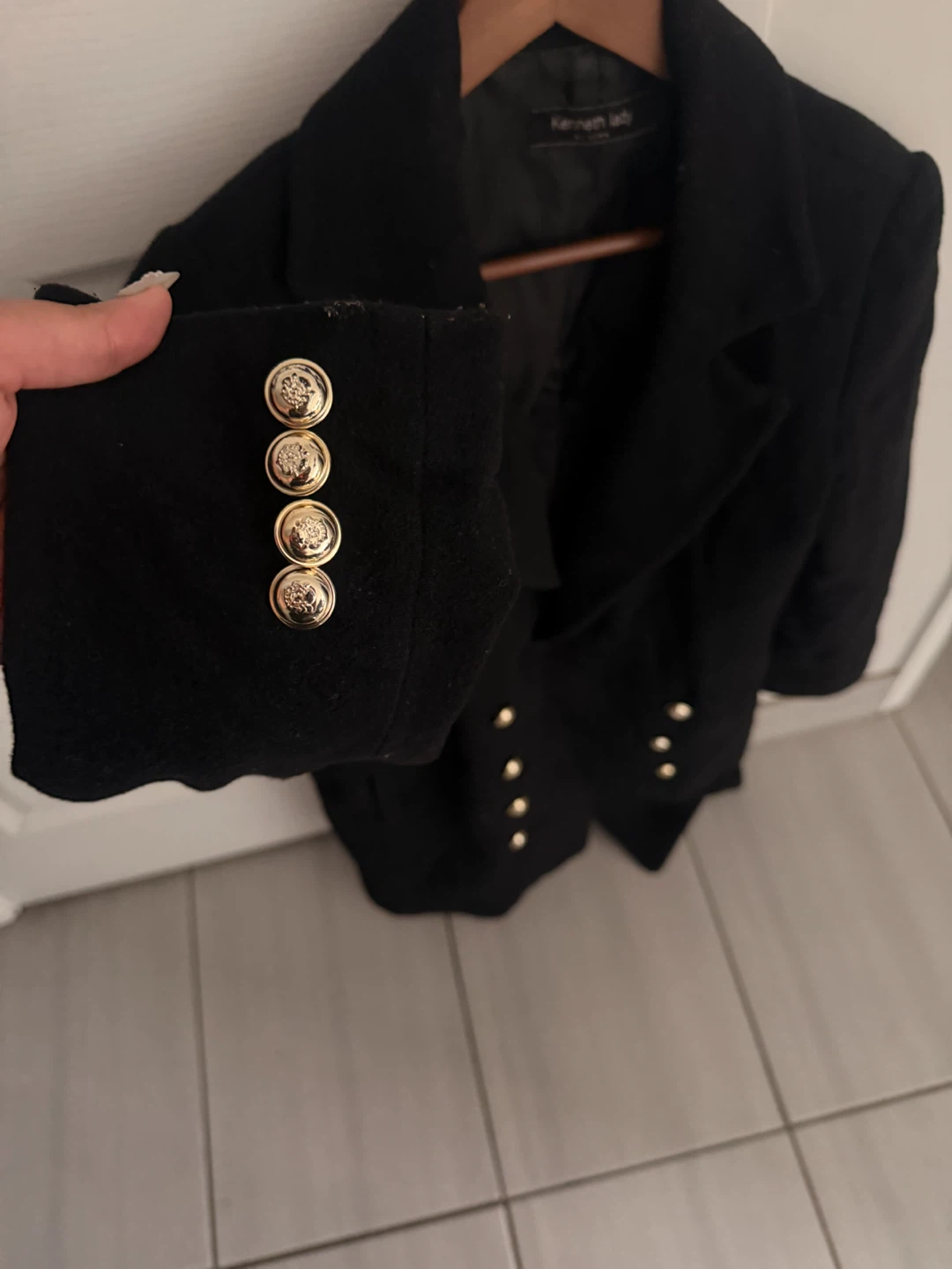 Kenneth Lady Black Blazer with Gold Buttons - photo 3