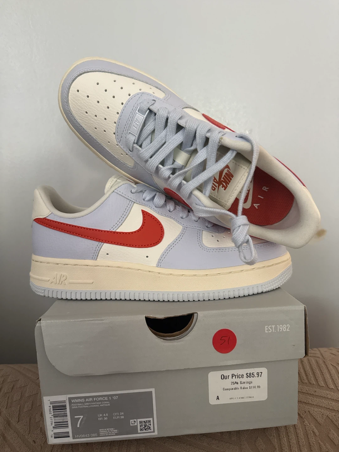 Nike Women's Air Force 1 '07 Size 7 - photo 3