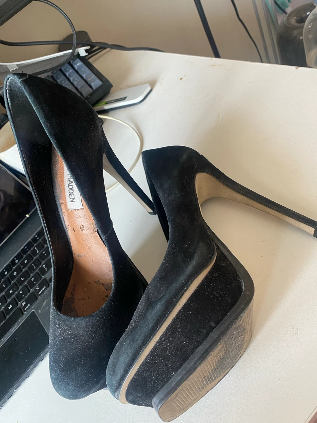 Steve Madden Black Suede High Heels - photo 2