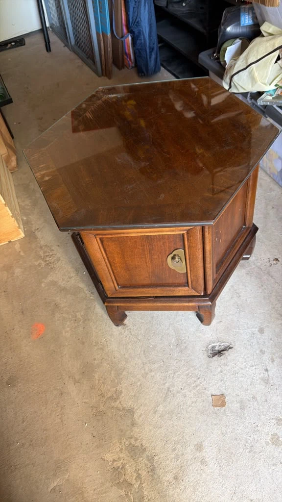 Vintage Hexagonal End Table with Glass Top - photo 2