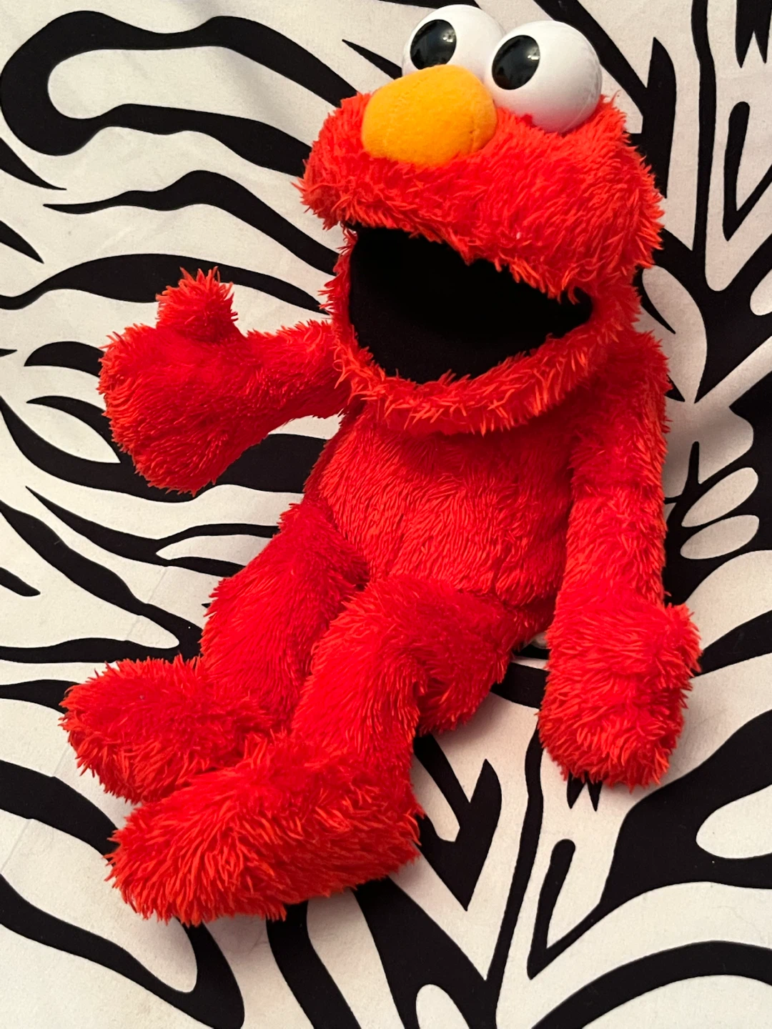 ♥️ 2012 Sesame Street Tickle Me Elmo plush doll ♥️ - photo 3
