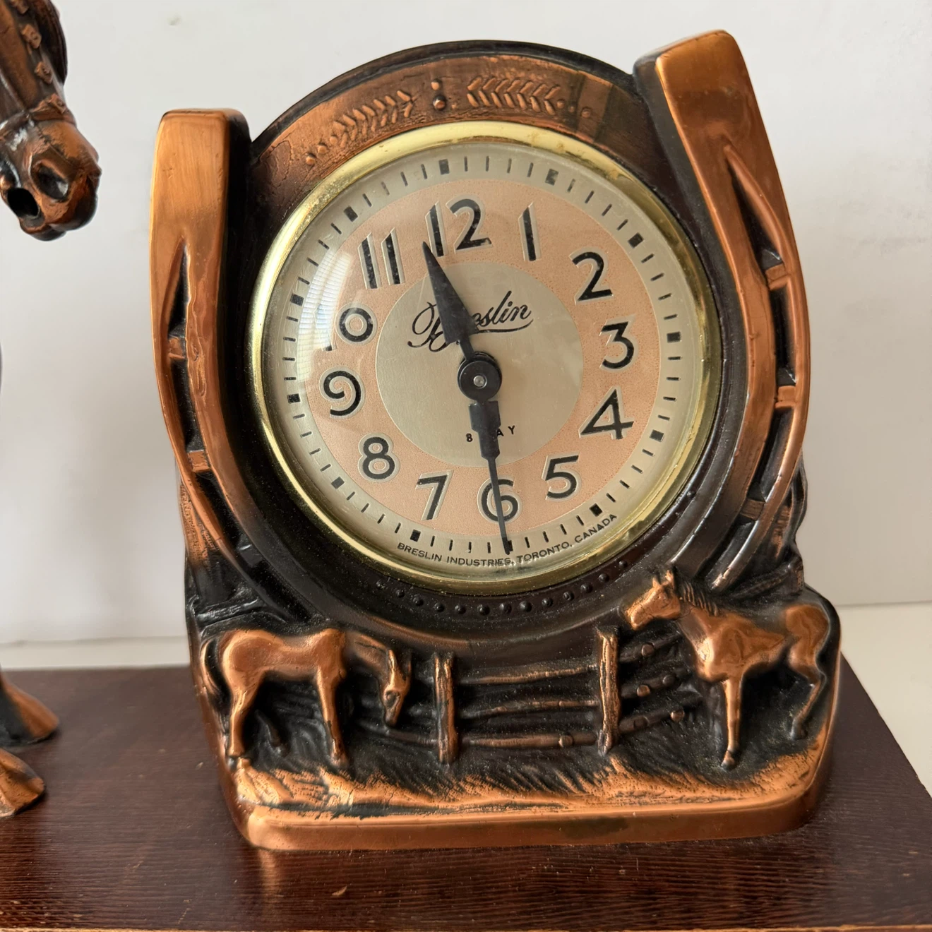 Breslin 8-Day Wind-up Copper Tone Clock and Horse - NOT WORKING - photo 2