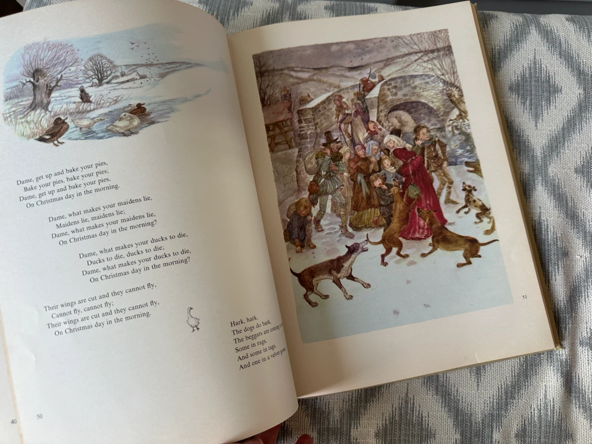 Marguerite de Angeli's Book of Nursery and Mother Goose Rhymes - photo 2