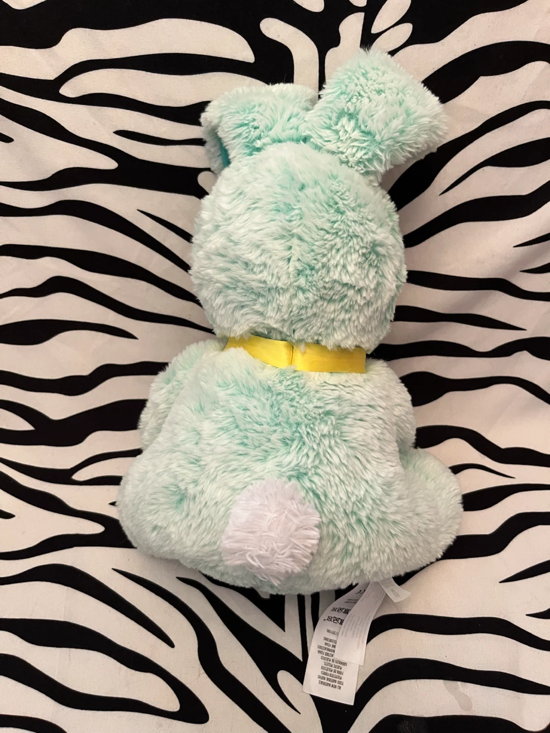 🐣 Disney Store Winnie the Pooh 2021 Easter collection Plush 🐣 - photo 3