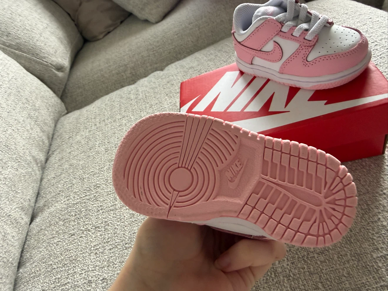 Nike toddler sneakers size 4C - photo 3