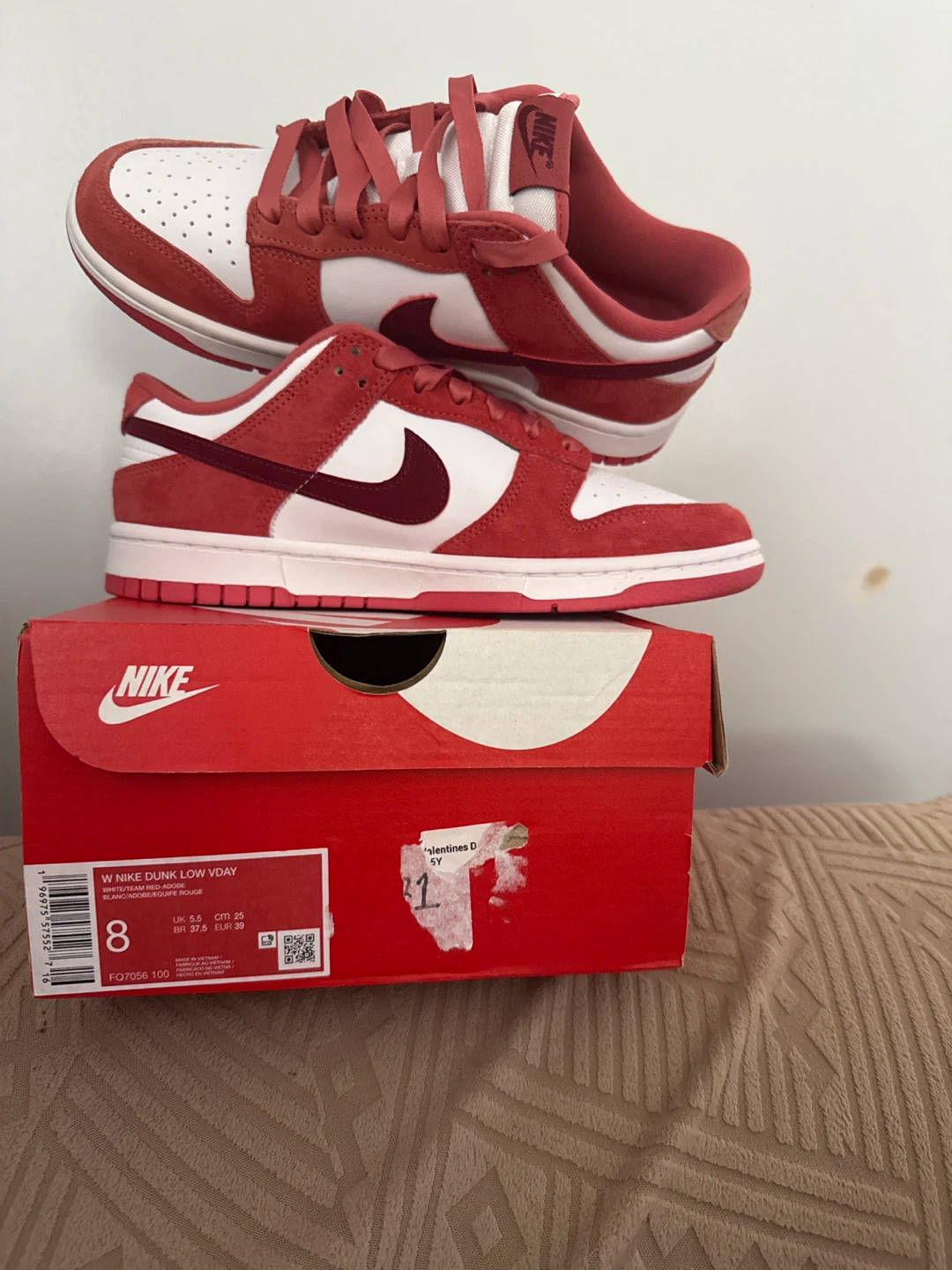 Nike Dunk Low VDAY Women's Shoes Red White Size 8 - photo 3