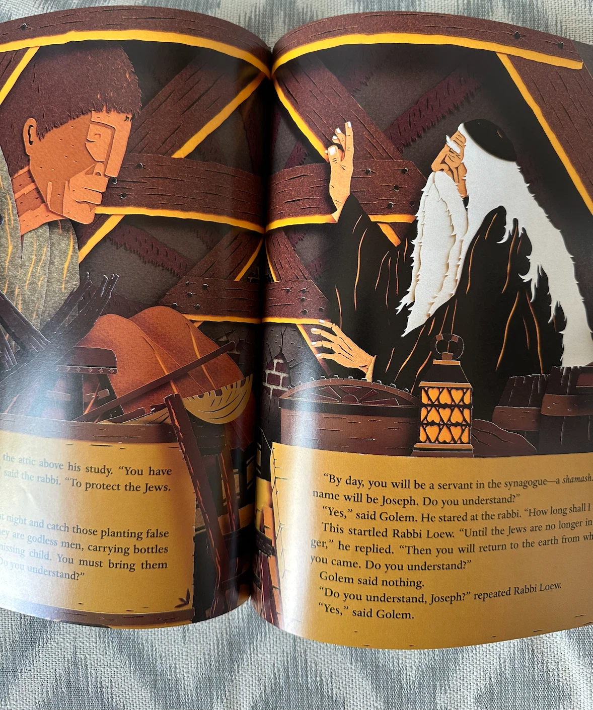 Golem Story and Pictures by David Wisniewski Children's Book - photo 2