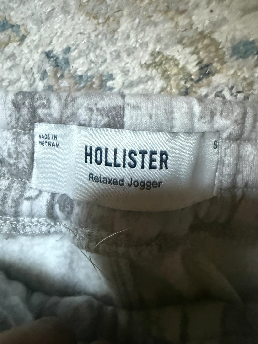 Hollister Relaxed Jogger Pants - Size S - photo 2