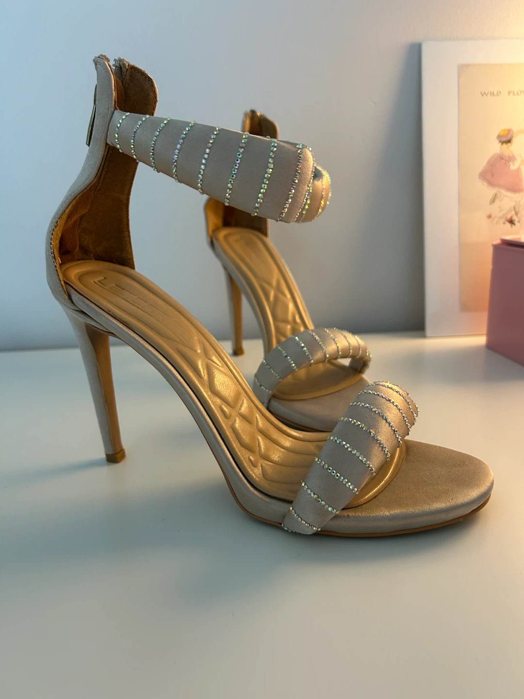 Antique Bridal High Heels - photo 2