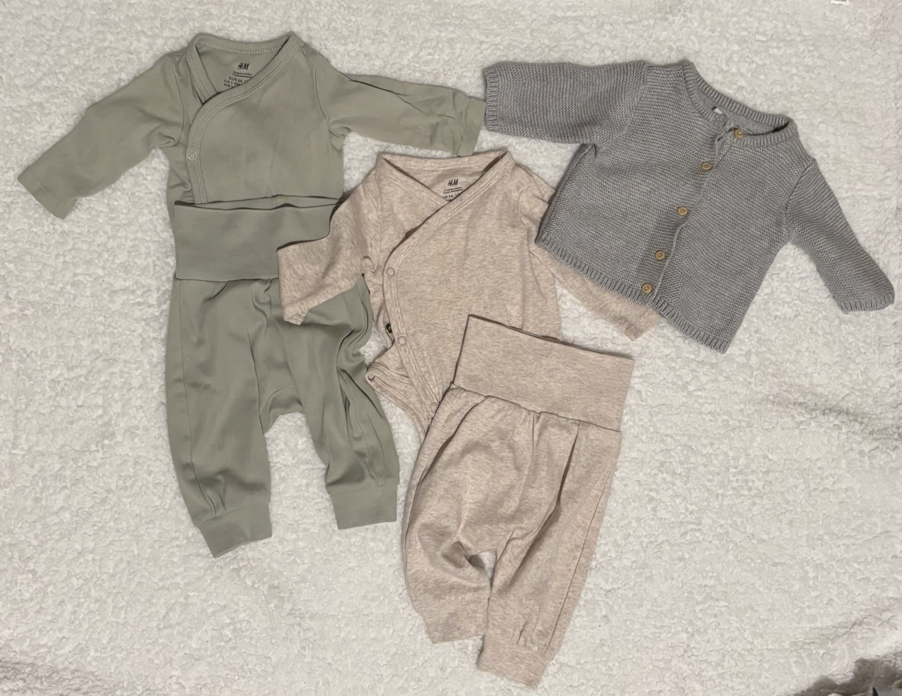 H&M Baby Organic Cotton Bodysuit and Pants Set