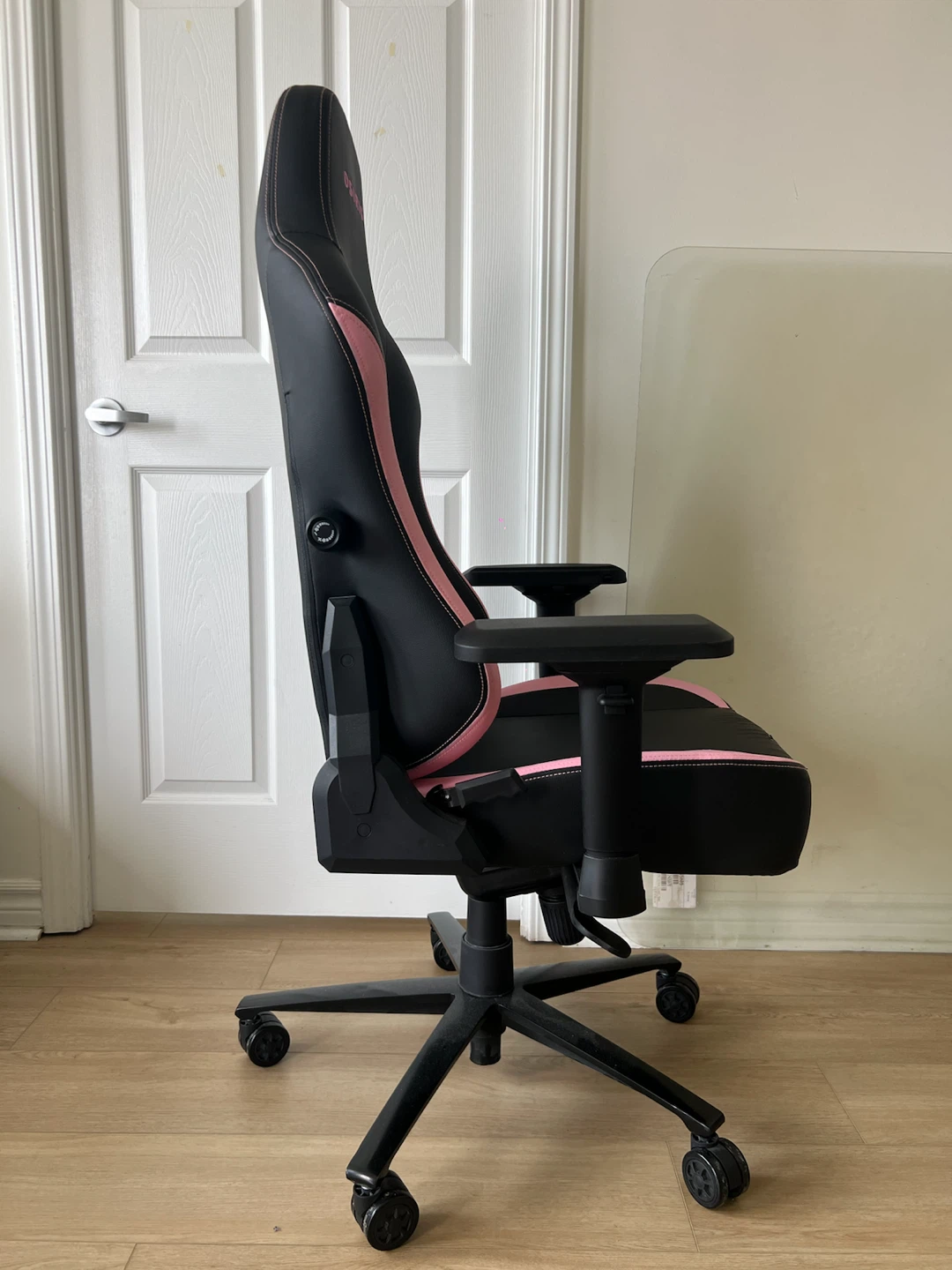 OSIRIS Gaming/ Working Chair