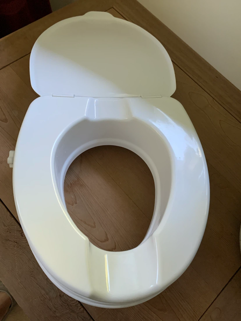Raised toilet, bath bench, cane, crutches, walker