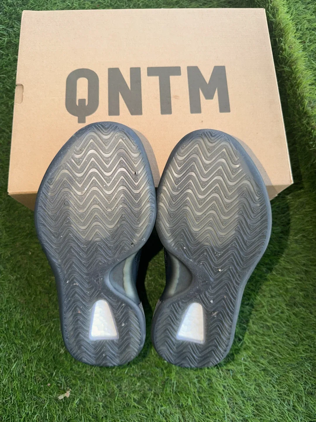 Adidas YZY QNTM Basketball Sneakers Size 7 - photo 2
