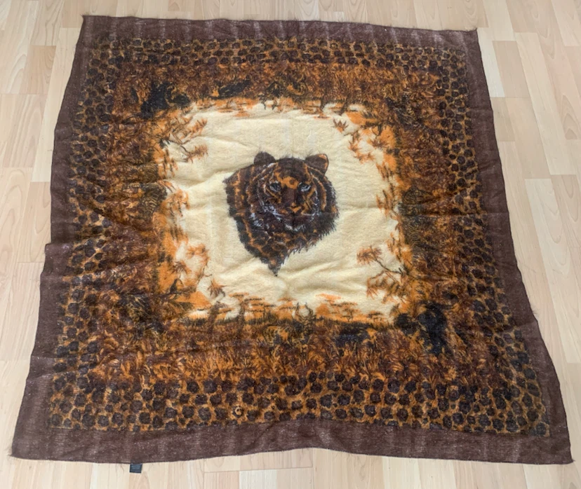 Brand new Shawls & Scarves - photo 3