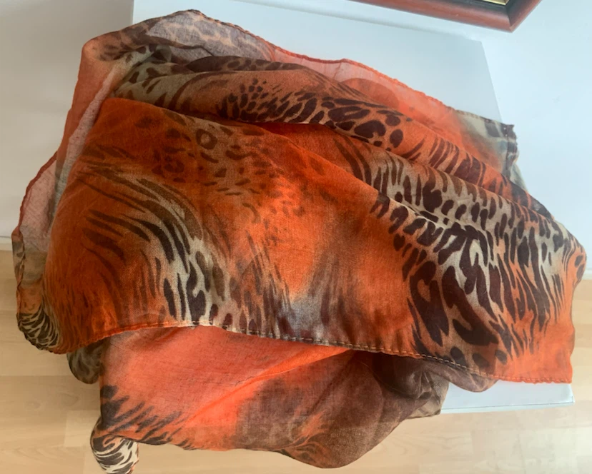 Brand new Shawls & Scarves - photo 5