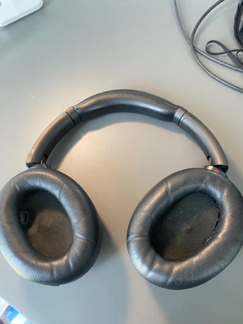Sony WH-1000XM4 Noise Cancelling Headphones - photo 2