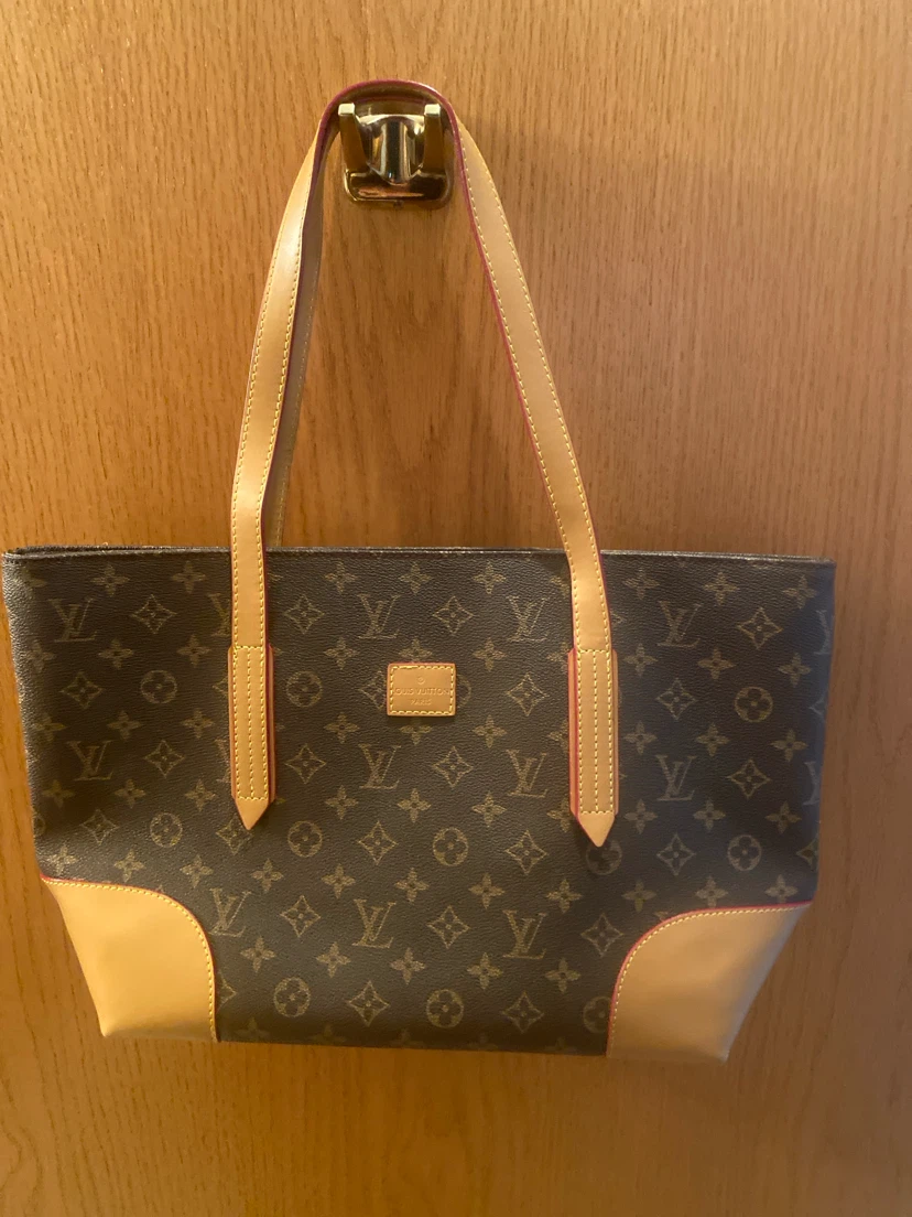 Louis Vuitton Monogram Tote Bag