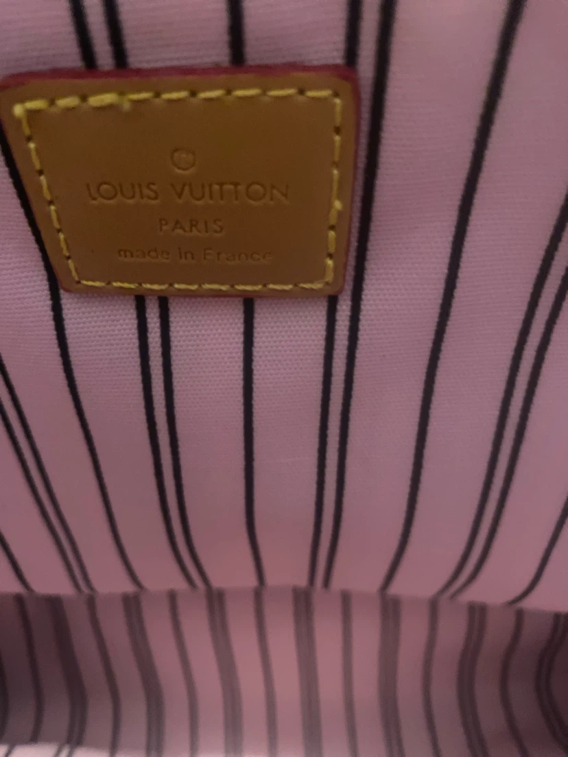 Louis Vuitton Monogram Tote Bag - photo 3