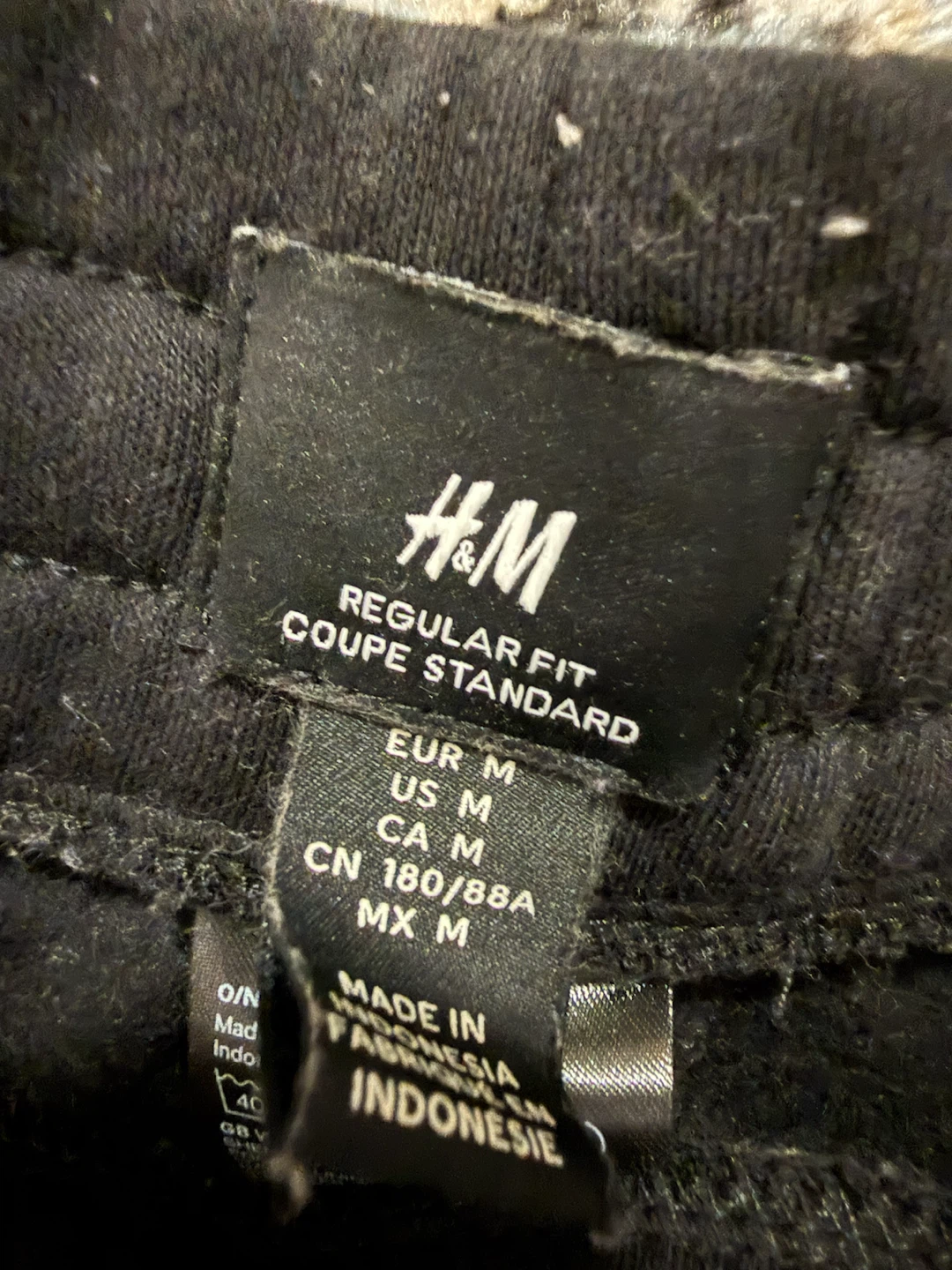 H&M Black Regular Fit Shorts - photo 2
