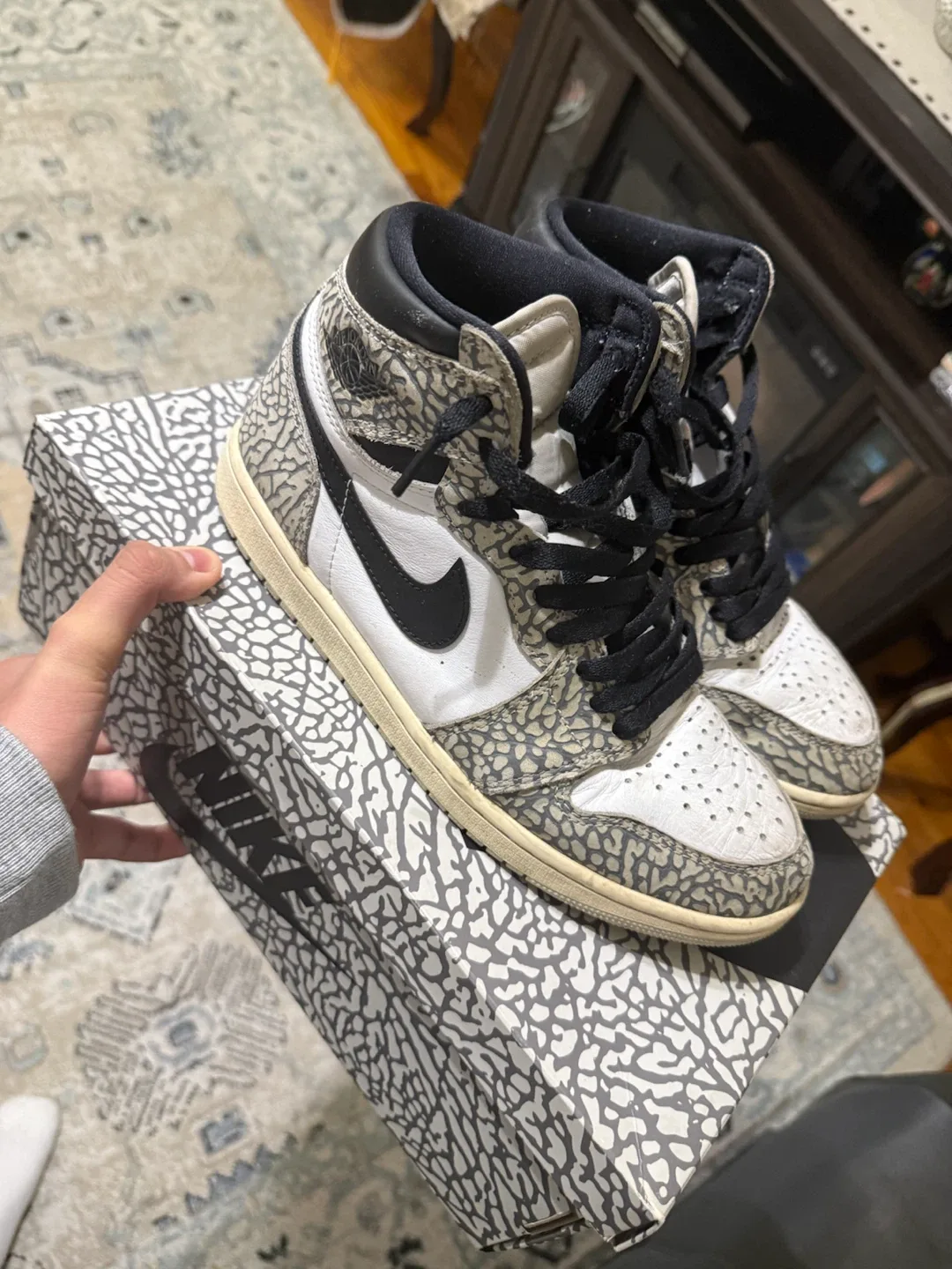 Air Jordan 1 Retro High OG "Elephant Print" - Size 8.5