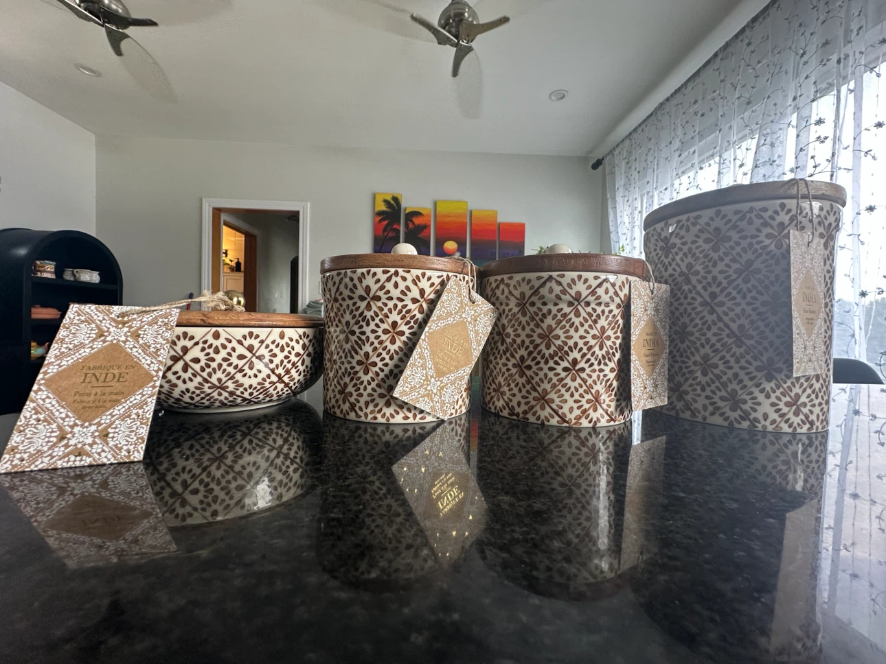 VIRAL Set of 4 Canisters with Lids