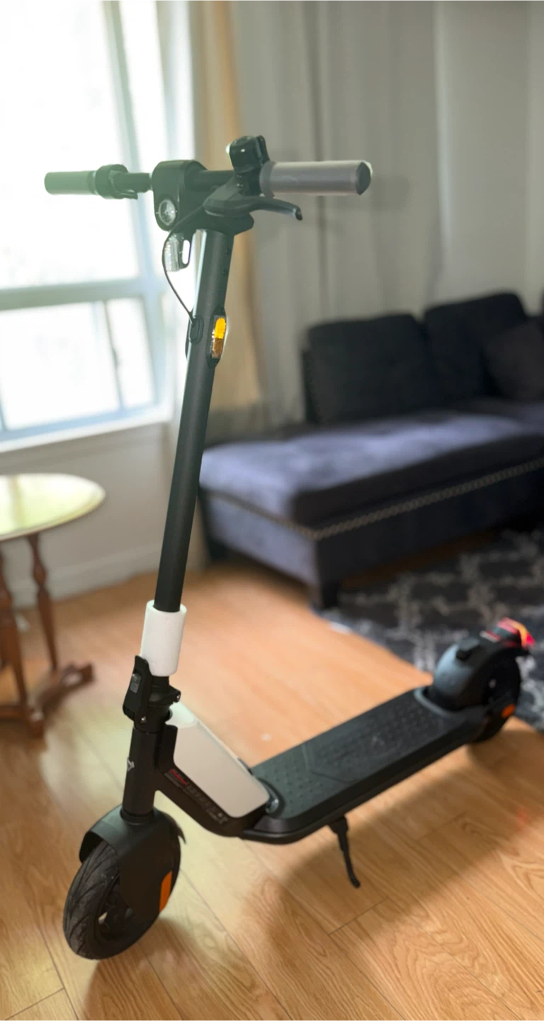 NIU KQi1 Pro Electric Scooter - photo 3