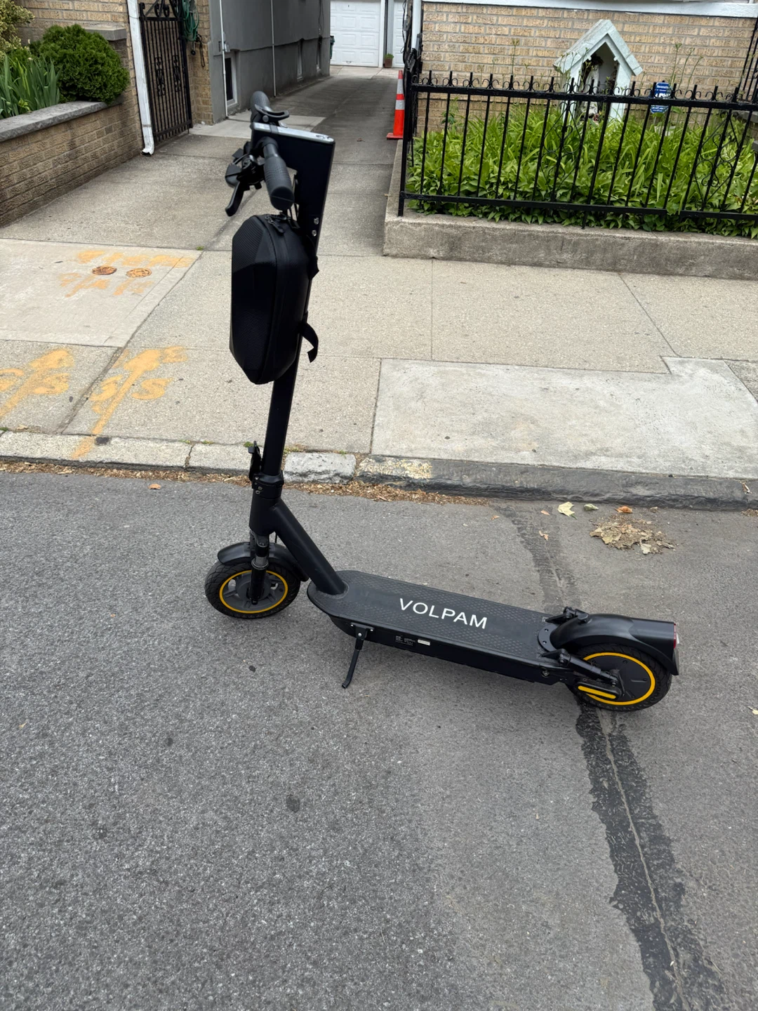 VOLPAM Electric Scooter