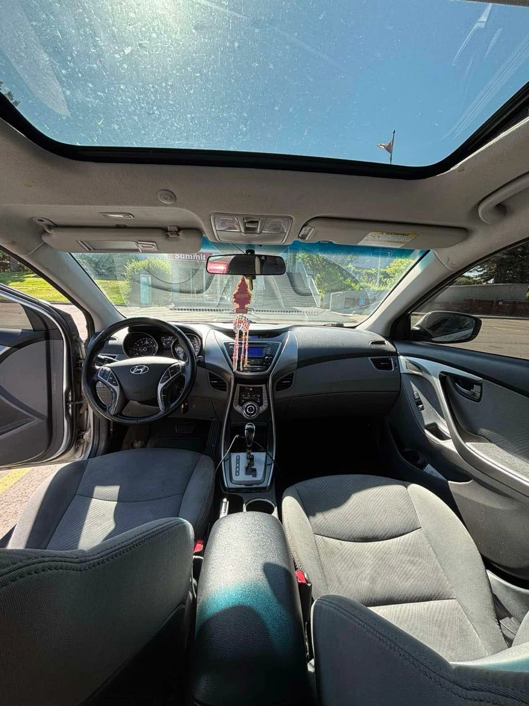 Hyundai Elantra 2013 - Silver - photo 4