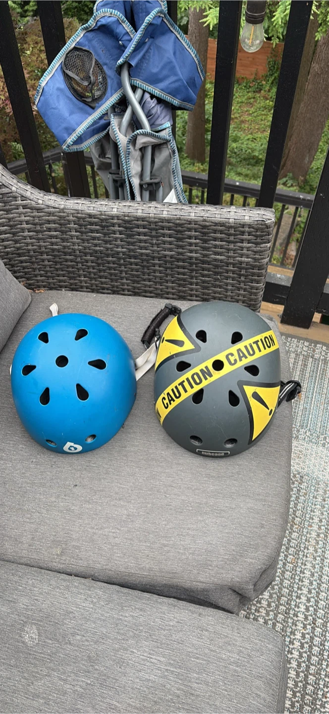Nutcase Caution Bike Helmet