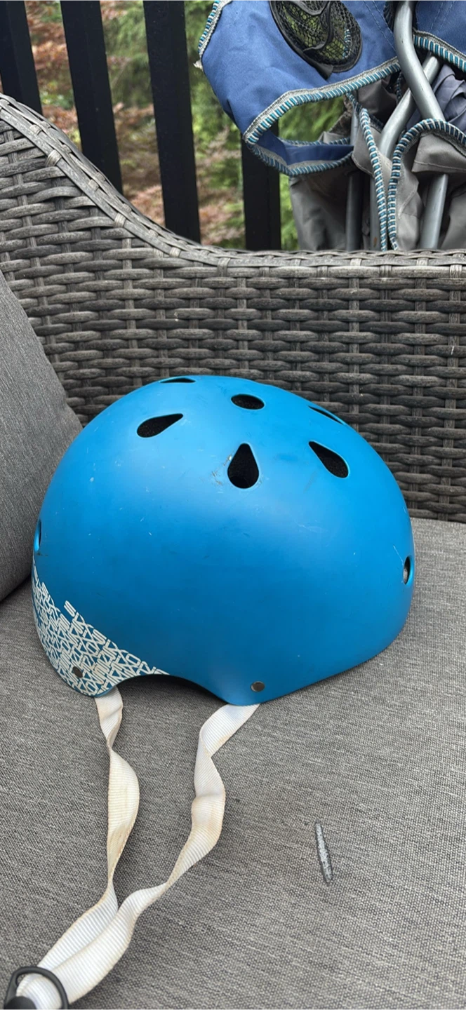 Nutcase Caution Bike Helmet - photo 5
