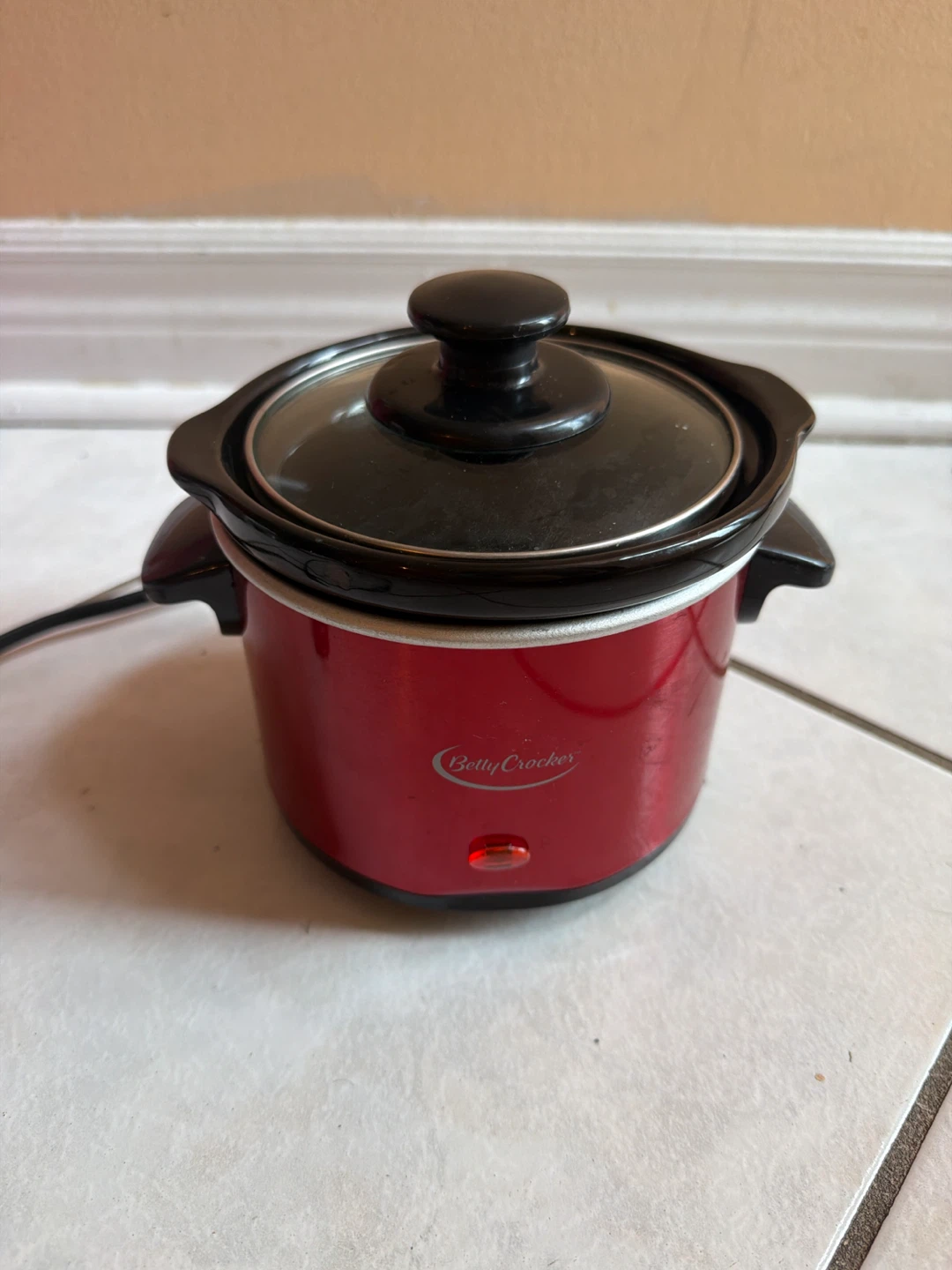 Betty Crocker Red Cooker