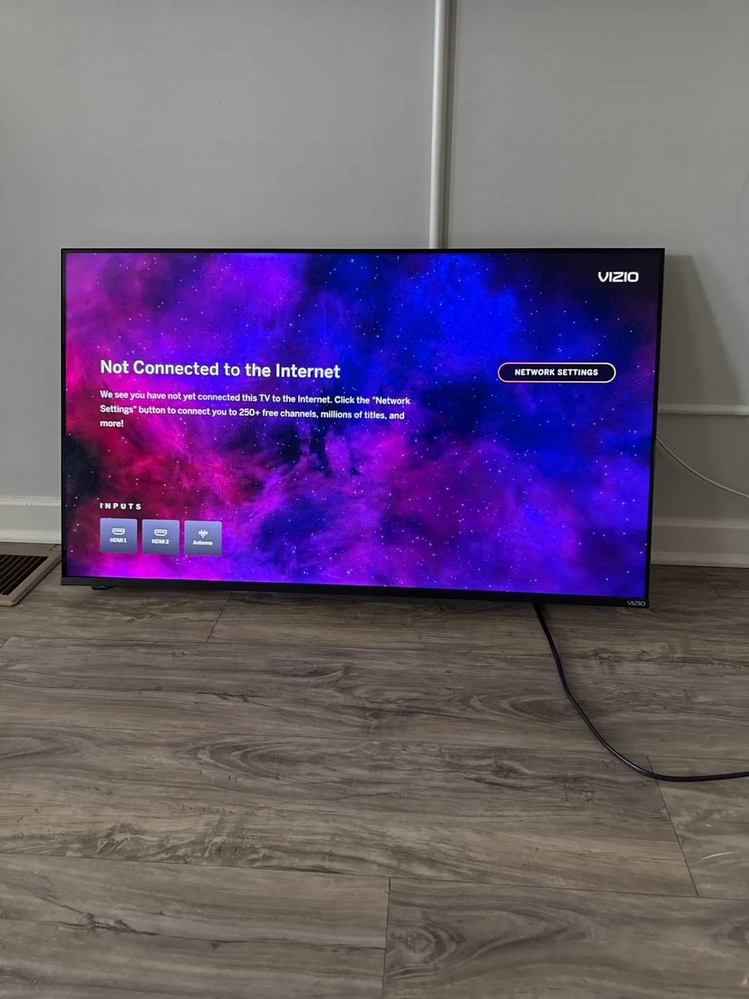 VIZIO Smart TV - photo 2