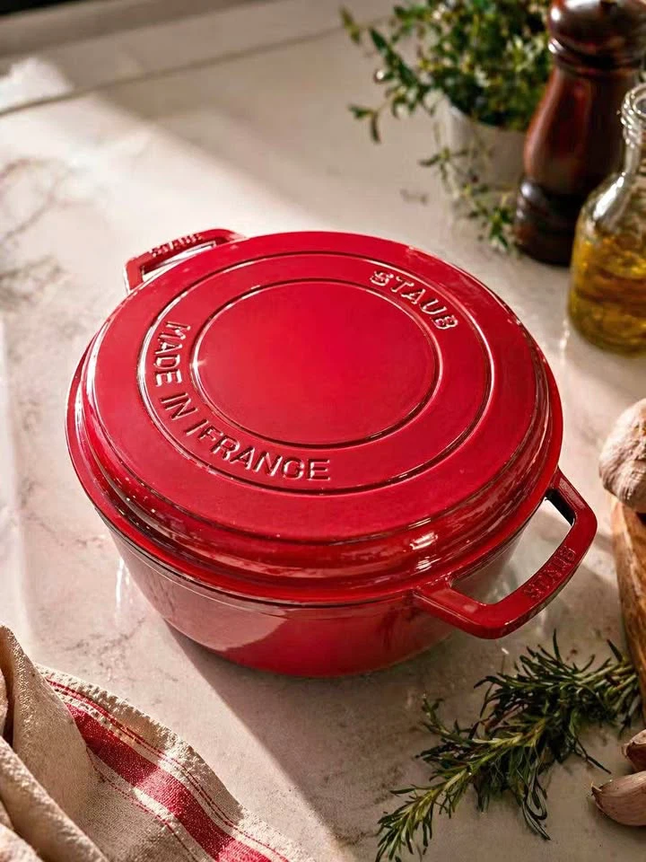 Staub 28cm Cast Iron Dutch Oven with Grill Lid – Made in France