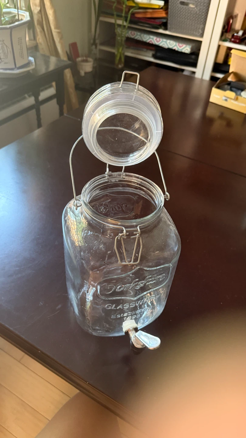 Yorkshire Glassware Beverage Dispenser - photo 2