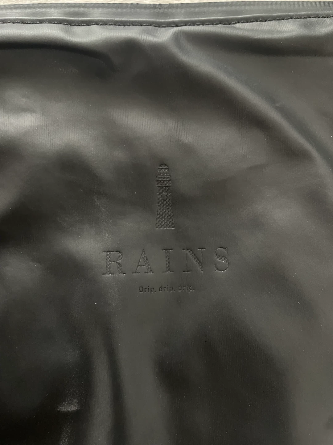 Rains Black Tote Bag - photo 2
