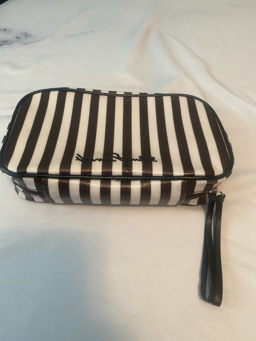 Henri Bendel Striped Cosmetic Bag - photo 2
