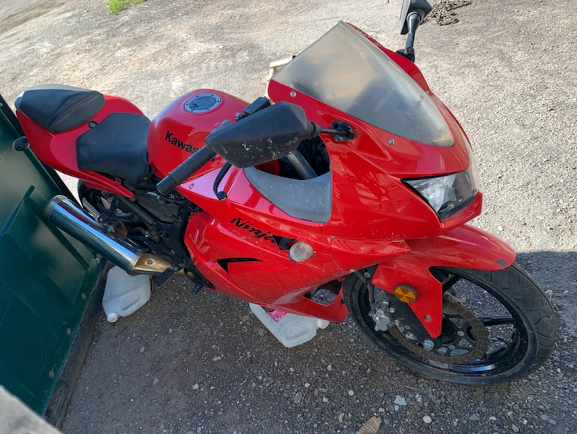 2009 Kawasaki Ninja 250R (EX250J) - photo 3
