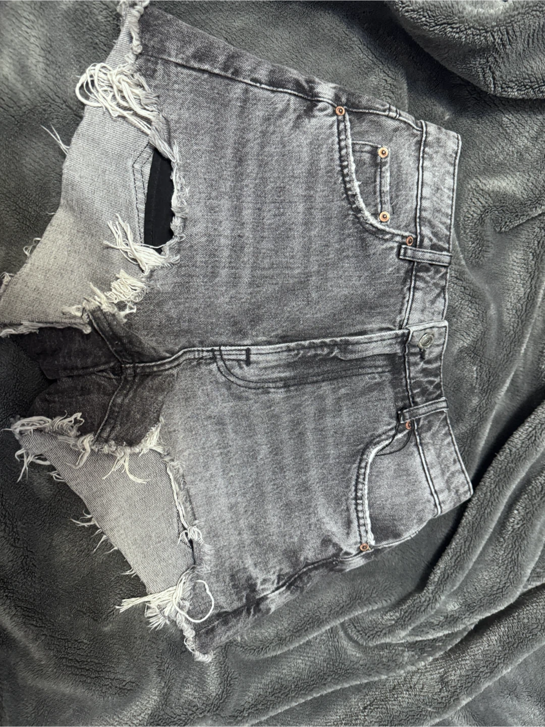 Zara Grey Distressed Denim Shorts Size 6 - photo 3