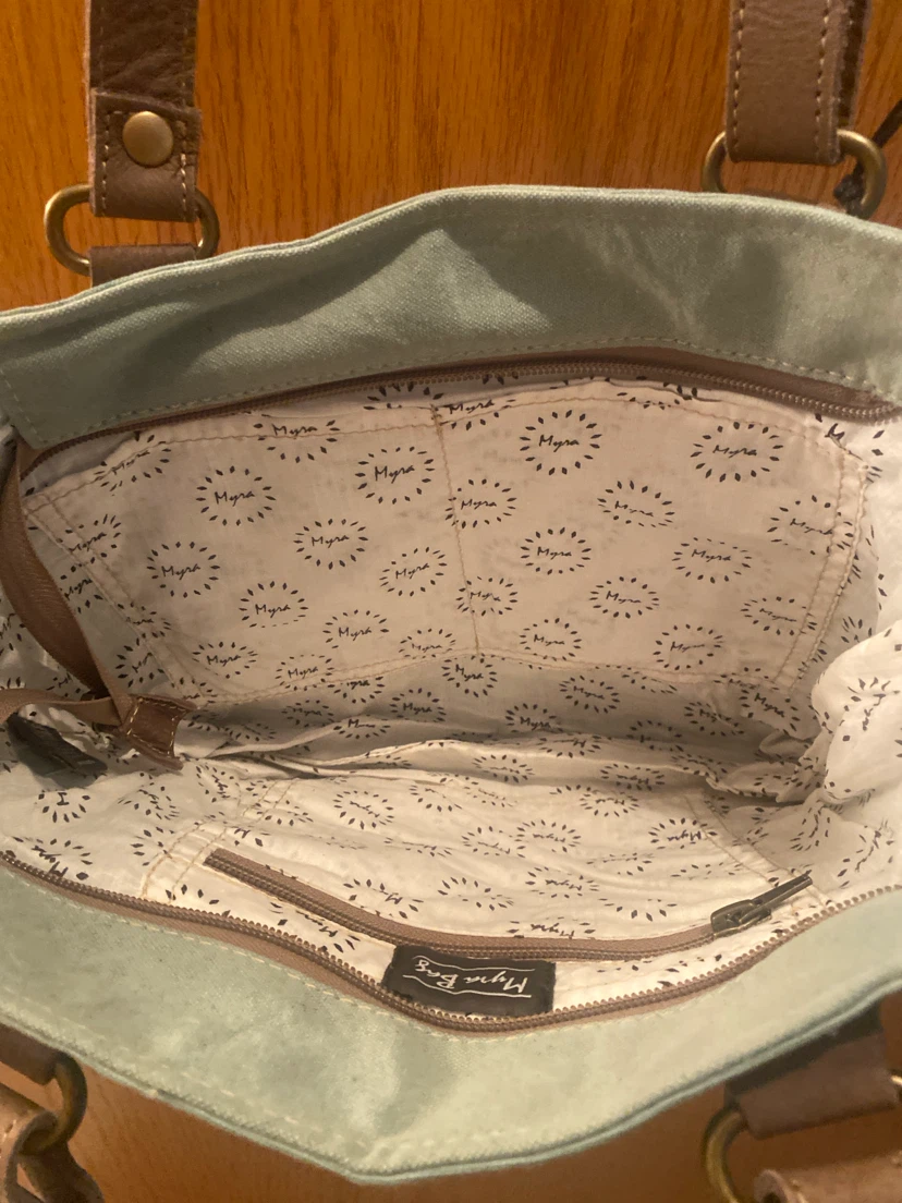 Myra Bag "Est. 1962 Texas" Tote Bag - photo 4