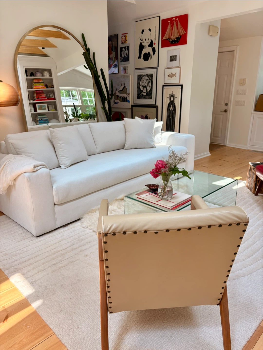 Cream Upholstered Armchair with Wooden Frame - photo 4