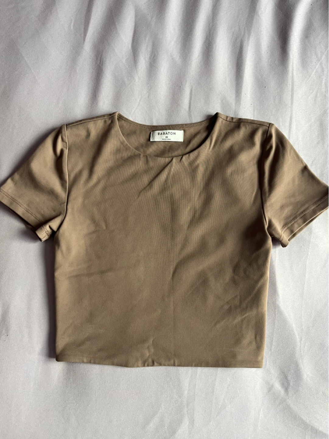 Babaton XS Cropped T-Shirt