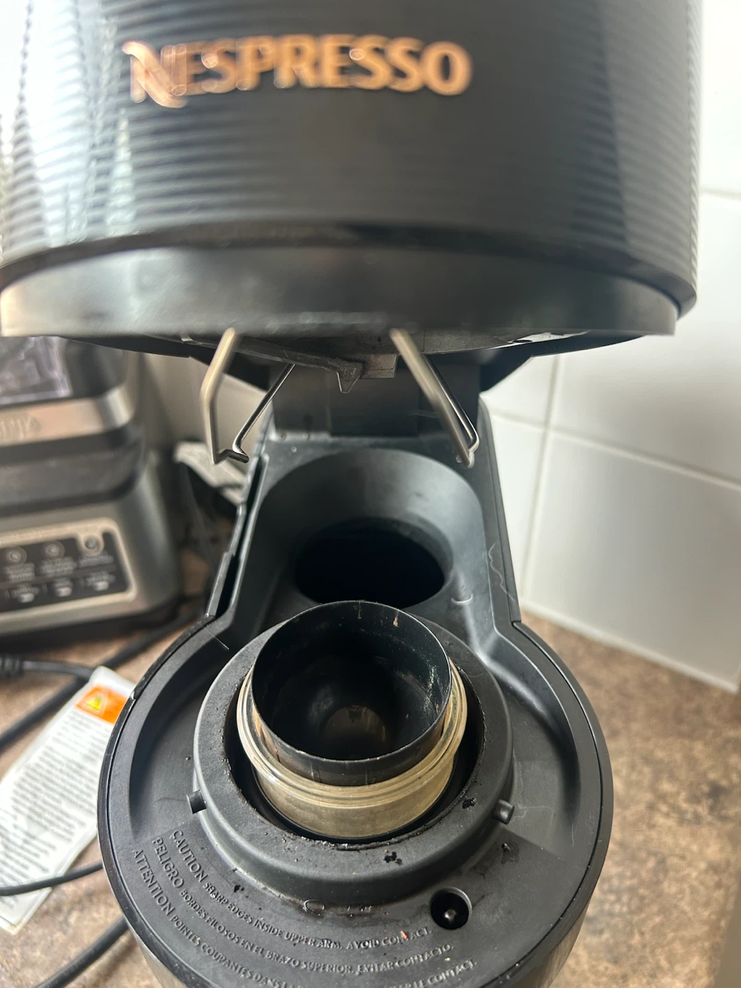 Nespresso Vertuo Coffee Machine - photo 2