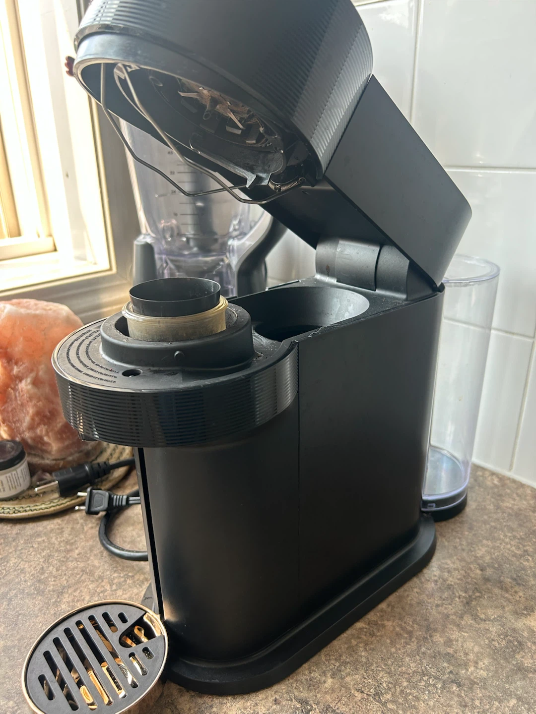 Nespresso Vertuo Coffee Machine - photo 5