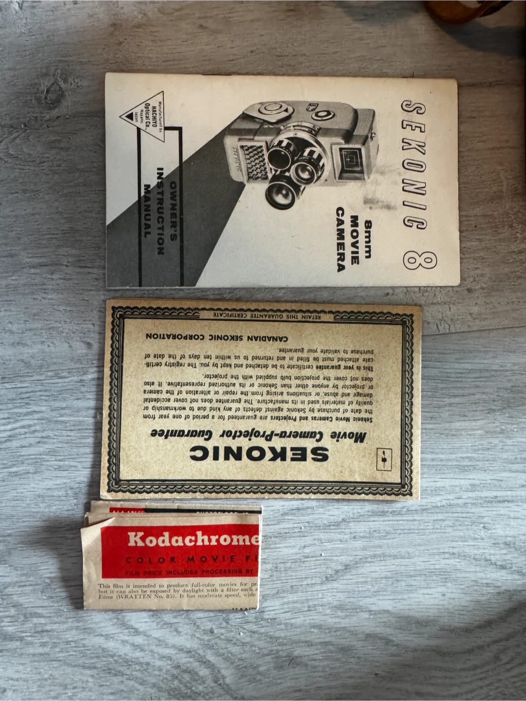 Sekonic 8mm Movie Camera with Resonar-T Lens - photo 5