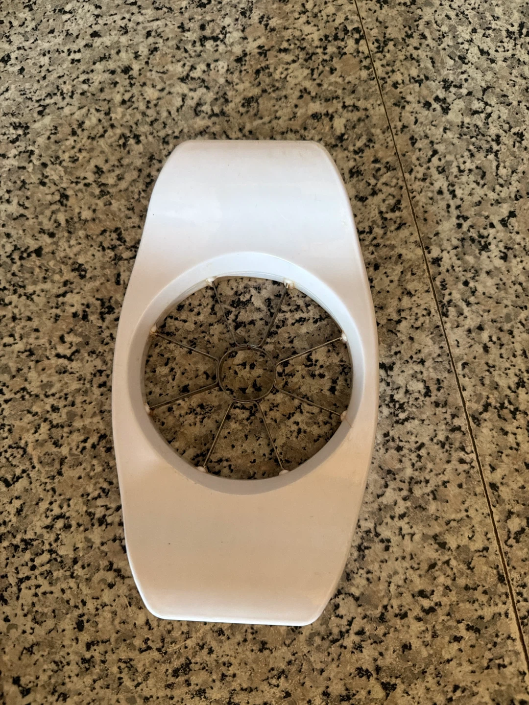 White Apple Slicer