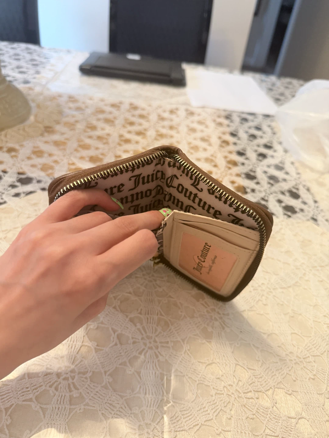 Juicy Couture Zip Around Wallet - photo 3