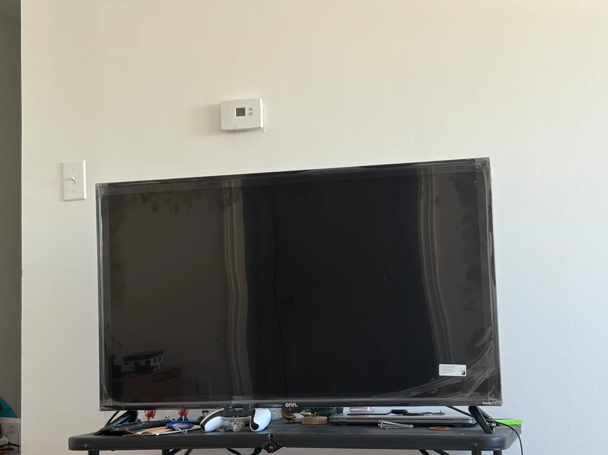 Onn. Roku TV