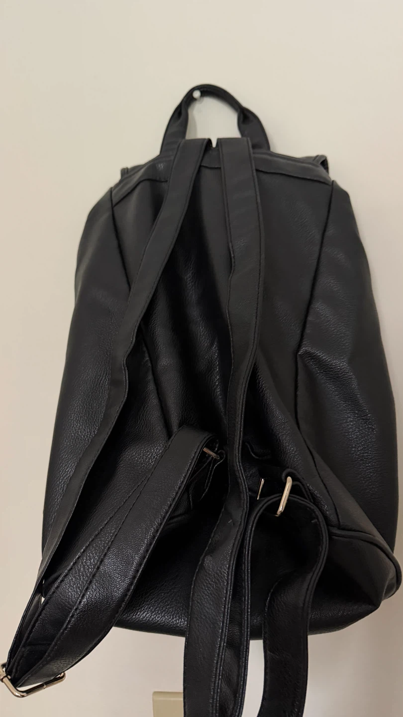 Guess leather backpack - photo 3