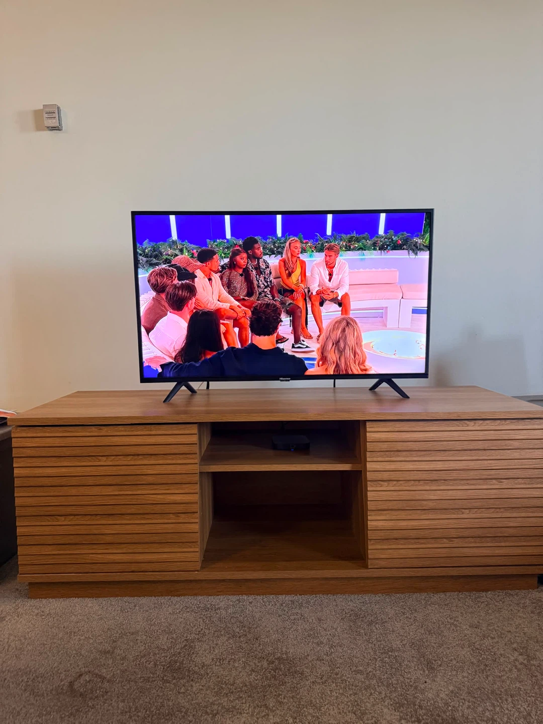 Hisense 43 inch TV